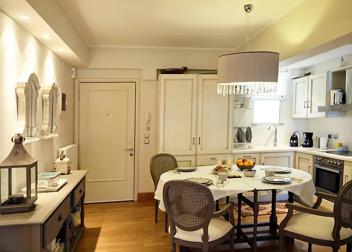 Unique In The Heart Of The Apartment Rhodes City